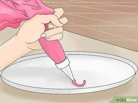Imagen titulada Make a Peppa Pig Cake Step 5