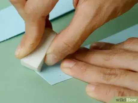 Imagen titulada Cut a Straight Line Step 6