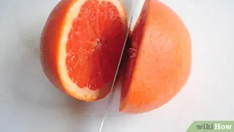 Imagen titulada Cut a Grapefruit Step 11