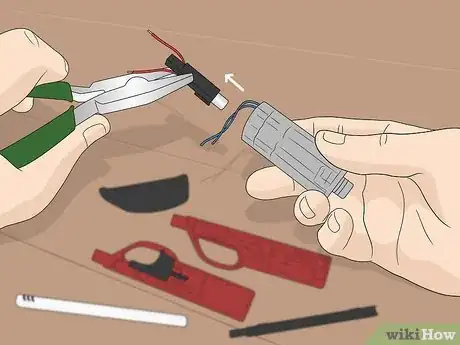 Imagen titulada Fix Christmas Lights Step 13