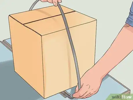 Imagen titulada Use a Uline Strapping Tool Step 9