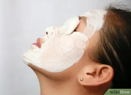 Imagen titulada Get Rid of Freckles Step 6
