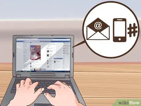 Imagen titulada Get a Guy's Phone Number Step 9