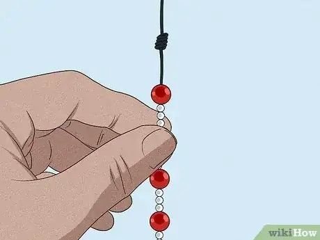 Imagen titulada Attach Phone Charms Step 17