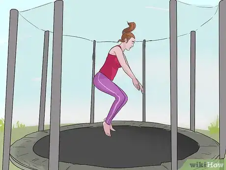 Imagen titulada Flip on the Trampoline Step 13