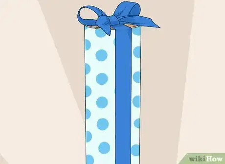 Imagen titulada Wrap a Bottle Step 17