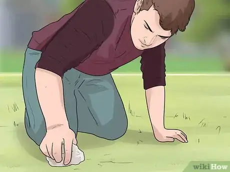 Imagen titulada Train Your Dog to Use a Dog Door Step 25