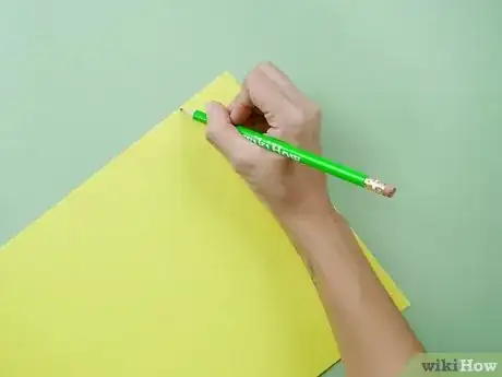Imagen titulada Cut a Straight Line Step 9