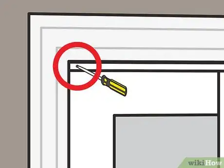 Imagen titulada Remove a Sliding Screen Door Step 05