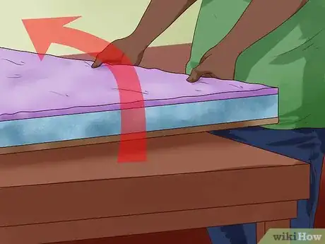 Imagen titulada Upholster a Bench Step 12