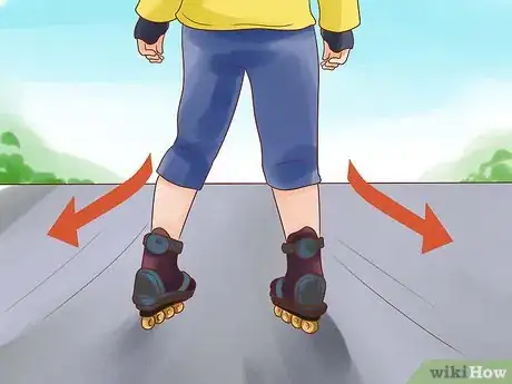 Imagen titulada Rollerblade Backwards Step 1