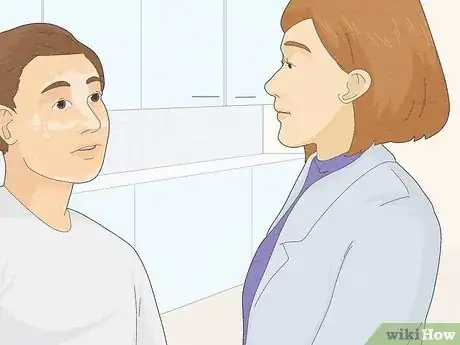 Imagen titulada Cover Vitiligo Patches with Makeup Step 14