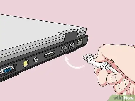 Imagen titulada Charge Your iPhone without a Charging Block Step 3