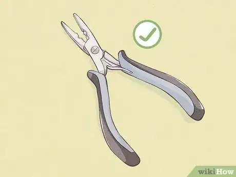 Imagen titulada Fix Bent Glasses Step 1