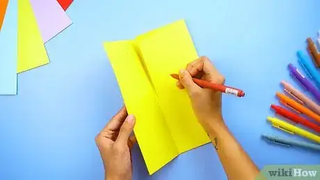 Imagen titulada Fold Paper for Tri Fold Brochures Step 7