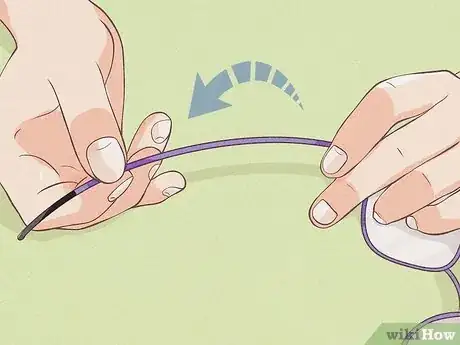 Imagen titulada Fix Bent Glasses Step 7