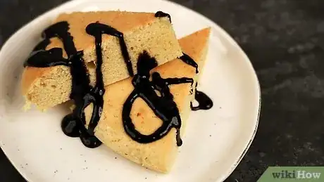 Imagen titulada Bake a Cake Step 7