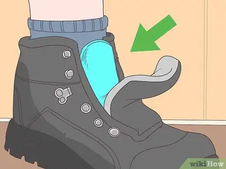 Imagen titulada Prevent Heel Lift in Hiking Boots Step 12
