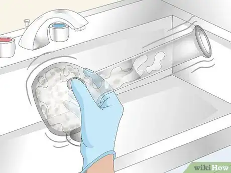 Imagen titulada Clean a Bong Step 5