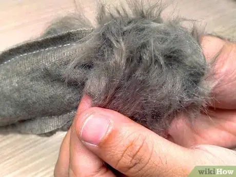 Imagen titulada Make a Tail Step 7