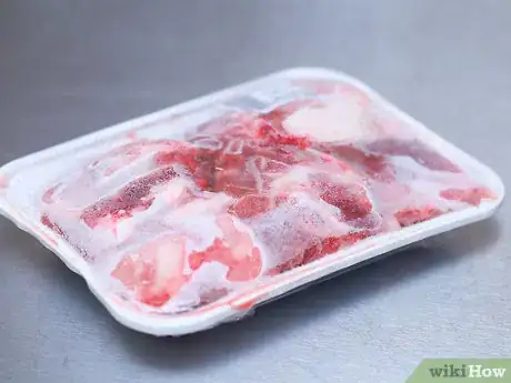 Imagen titulada Detect Freezer Burn Step 1