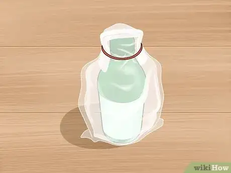 Imagen titulada Pack Liquids for Shipping Step 10