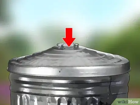 Imagen titulada Keep Yellow Jacket Wasps Away Step 1