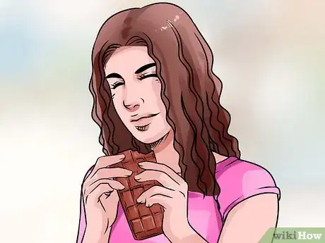 Imagen titulada Change a Heavy Flow Menstrual Pad Step 16
