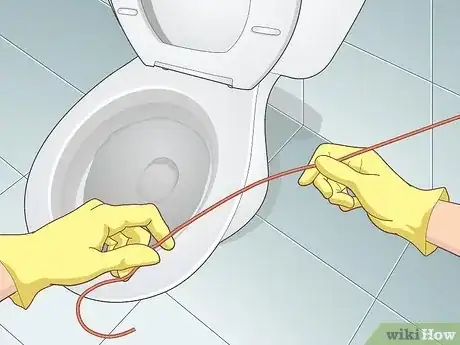 Imagen titulada Unclog a Toilet Step 10
