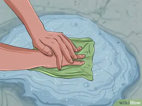 Imagen titulada Clean Cultured Marble Step 9