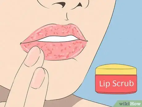 Imagen titulada Use a Collagen Lip Mask Step 2