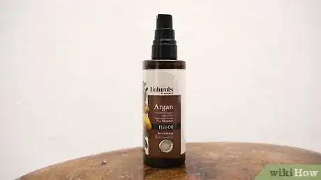 Imagen titulada Use Argan Oil for Hair Step 4