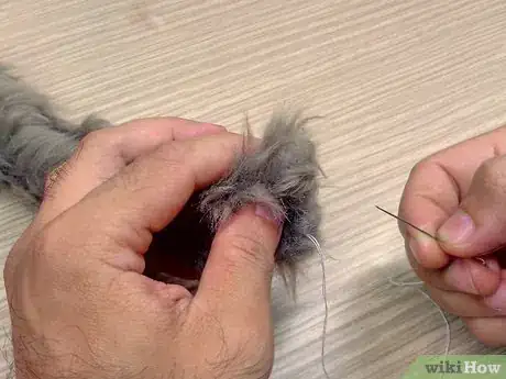 Imagen titulada Make a Tail Step 9