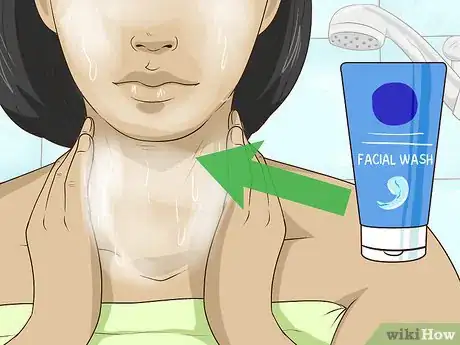 Imagen titulada Get Rid of Neck Lines Step 4