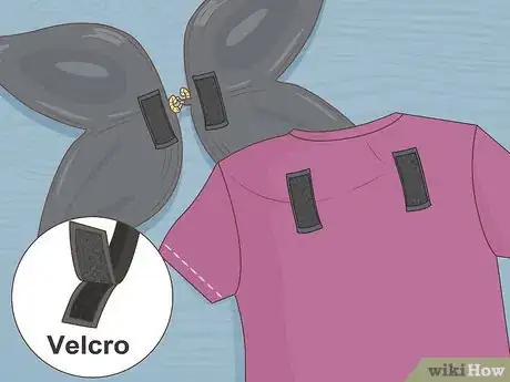 Imagen titulada Make Costume Wings Step 12