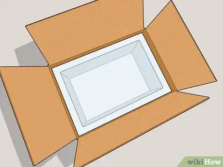 Imagen titulada Pack Liquids for Shipping Step 16