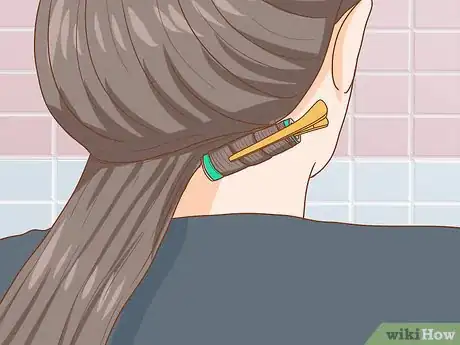 Imagen titulada Do a Spiral Perm Step 11