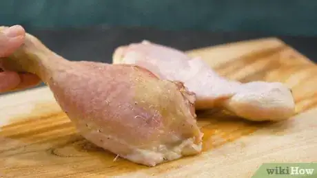 Imagen titulada Tell if Chicken Is Bad Step 2