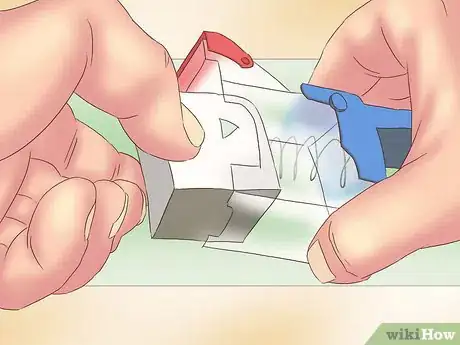 Imagen titulada Refill a Stapler Step 13
