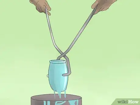 Imagen titulada Glaze Pottery Step 18