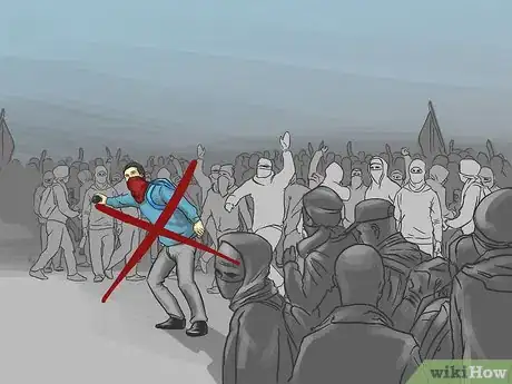 Imagen titulada Survive a Riot Step 4