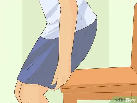 Imagen titulada Avoid an Upskirt Step 6