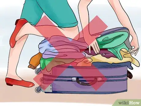 Imagen titulada Travel when Flying on a Plane Step 4