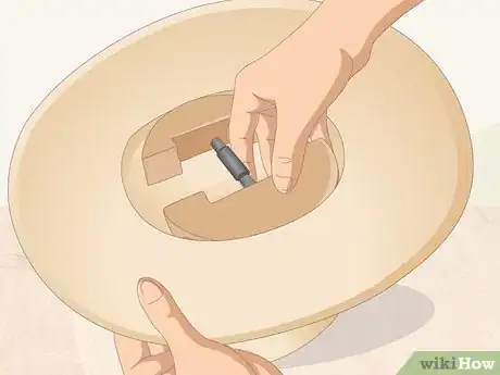 Imagen titulada Stretch a Hat Step 14