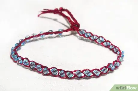 Imagen titulada Make a Wish Bracelet Step 10