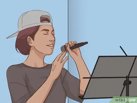 Imagen titulada Become a Female Rapper Step 7