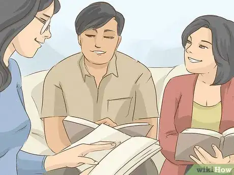Imagen titulada Attract an Older Girl Step 10