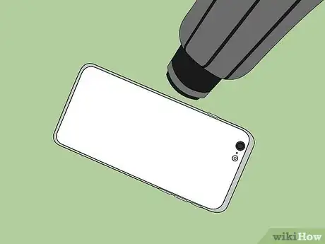 Imagen titulada Replace an iPhone Battery Step 45