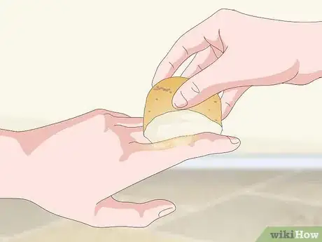 Imagen titulada Clean Nicotine Stains Step 11