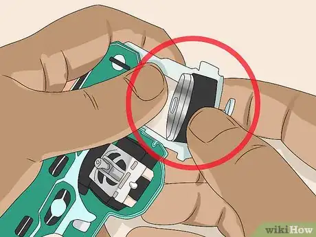 Imagen titulada Fix a PS3 Controller Step 23